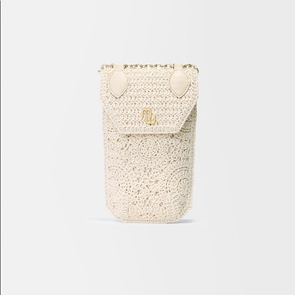 MAJE MACRAMÉ Ivory Crochet Phone Case - Picture 6 of 11